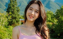 台湾女主播萱萱艳照